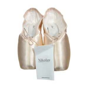 NEW Nikolay Maya l Pointe Ballet Shoes Size 8.5